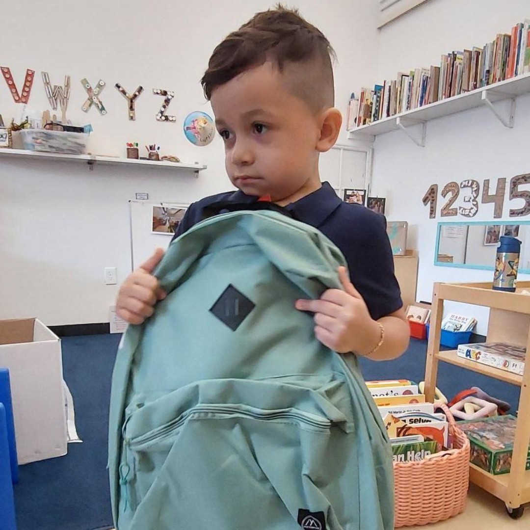 MarysCenter's tweet photo. We are thrilled to be able to celebrate Backpack Day by distributing backpacks from our back-to-school drive to students at @BriyaSchool! We hope you have a wonderful school year! #backpackday https://t.co/gj8c6khdXU