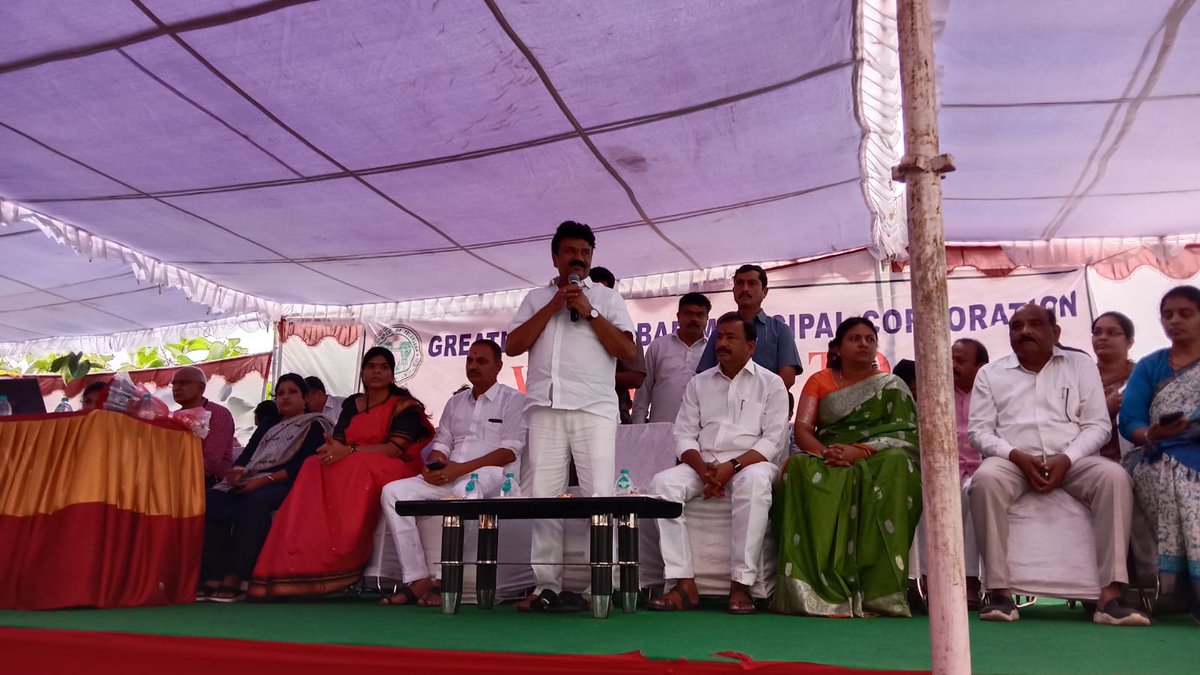 Participated in Distribution of 2BHK Dignity Housing Presided by Sri. Talasani Srinivas Yadav, Hon'ble Minister at cherlapally. Distributed pattas to 1253 Beneficiaries under L.B.Nagar, Maheshwaram and Uppal ACs. @KTRBRS @arvindkumar_ias @GadwalvijayaTRS @CommissionrGHMC