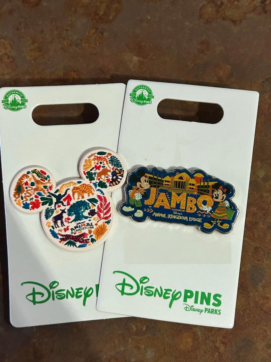 ShopMouseToGo's tweet image. Pin update. Shipping
starts at 4.50.
Please message for ordering or with special requests. #disneypins