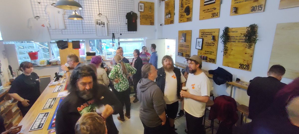 There's a cross-section of London &amp; area brewers here <a href="/SignatureBrewBH/">Signature Brew Blackhorse Rd</a> for the launch of the @CAMRABooks 2023 #GoodBeerGuide