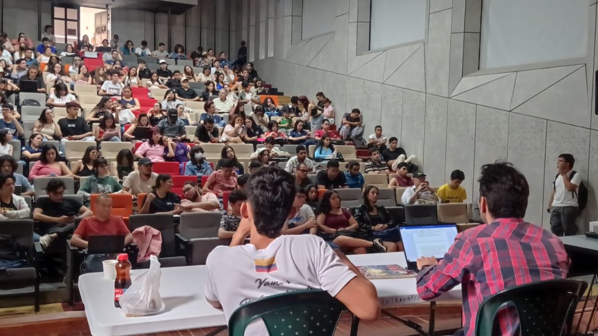UisAspu's tweet photo. ¡Foro por la educación! 📑

-Contexto histórico
-Modelo de educación
-Contexto reforma a la ley 30

Mesa pluriestamentaria UIS

Septiembre 20 de 2023
Aula máxima de Ciencias UIS https://t.co/pX1qV4DyOF