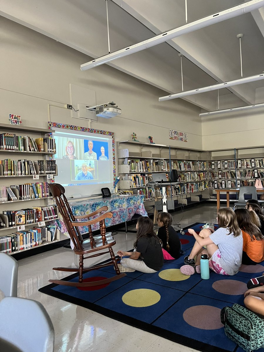 HCLithiaSprings's tweet photo. Enjoying a virtual author visit by Pam Munoz Ryan!! Thank you! #solimar @VanAyresHCPS @HillsboroughSch @hubofschool https://t.co/qy8LnZTvfb