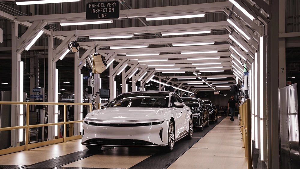 first_1ine's tweet image. هيئة المدن والمناطق الإقتصادية الخاصة #مدن تمنح #لوسيد تصريح تشغيل منشأتها الصناعية في مدينة الملك عبدالله الاقتصادية

 #MODON