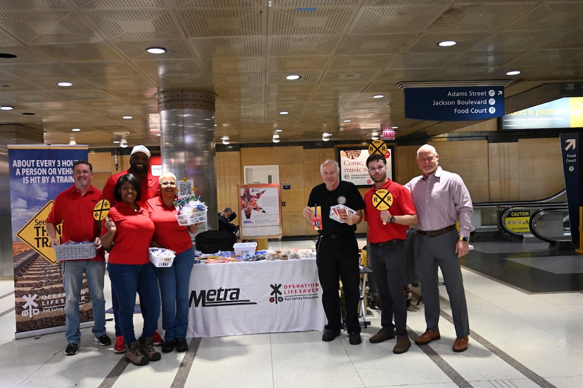 CREATE_Chicago's tweet photo. This week our #CREATEProgramChicago partners have been stationed at Metra and Amtrak stations to increase awareness around #RailSafety. Remember to always be alert near tracks and trains. Test your rail safety knowledge by completing this survey. https://t.co/qh8VYJzpJf https://t.co/3LhW0TvMxY