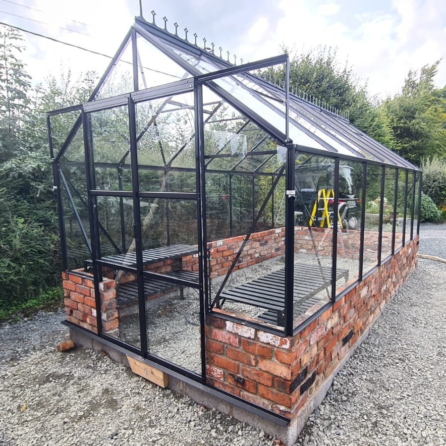 Its hard to compete with how well this 8x14 Cassandra Greenhouse looks set up on this beautifully done red brick wall👏 Think this would look good in your garden? Visit A1Greenhouses.com to find out more🌱

#greenhouse #garden #outdoors #landscaping