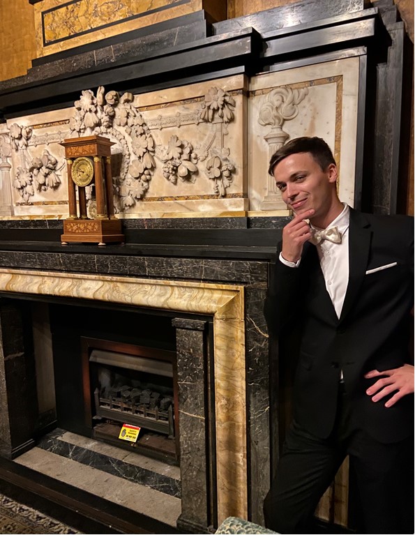 CRUKCamRadNet's tweet image. 🔬Meet @thierleft PhD student at @CRUK_CI in the @BohndiekLab on a mission to unravel radiotherapy resistance!Using invivo photoacoustic imaging, he explores tissue oxygenation,unlocking imaging biomarkers for predictive treatment modeling. #RadNetResearcherThursdays #PhDJourney