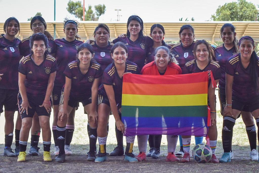 cucomarin3's tweet photo. #EAFC24 y @CuconetaFC a favor del juego entre hombres y mujeres https://t.co/YNb45dD270