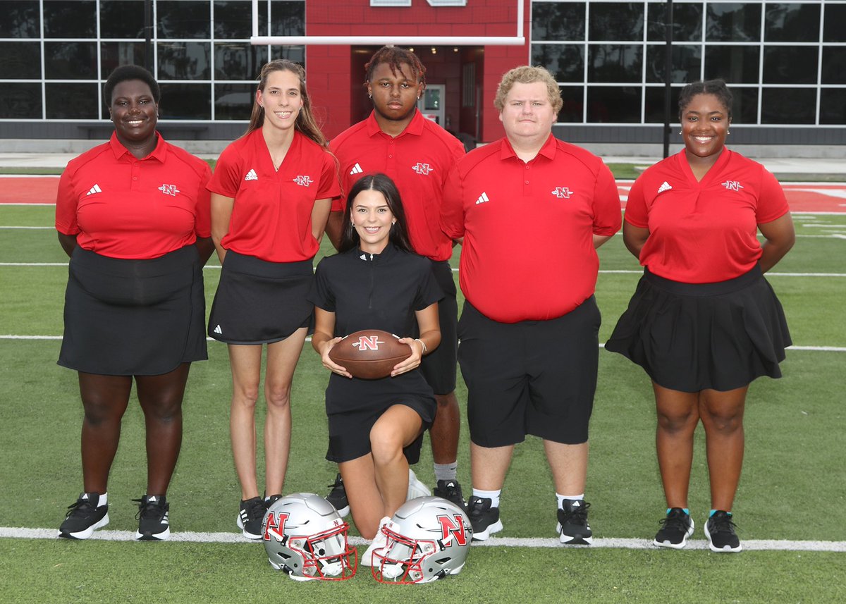 The TEAM behind the TEAM! 💪🏼

HAPPY EQUIPMENT MANAGER APPRECIATION WEEK! 🥳 

I am so thankful for my hardworking staff! I couldn’t do this without y’all! ❤️

And always, #GeauxColonels ⚔️

#EQWeek2023