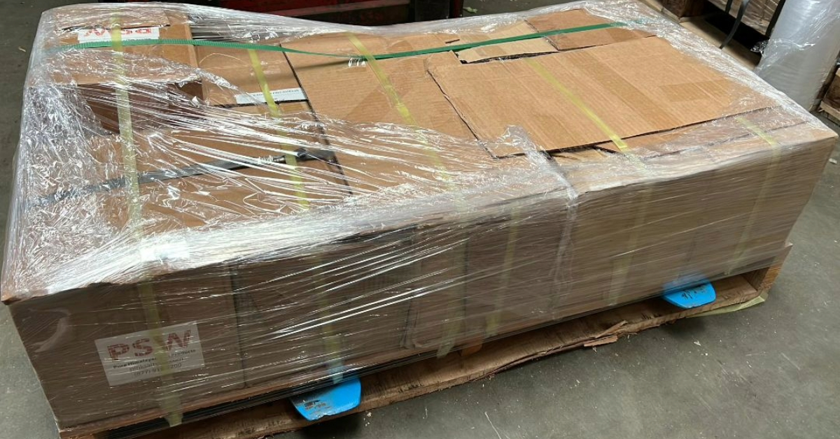 EmmaButter43's tweet image. "We're thrilled to deliver 10 boxes of Himalayan Pink Salt Bricks (100 packs) to our trusted customer!
#customerorder #trustedseller #happycustomers #orderdelivered