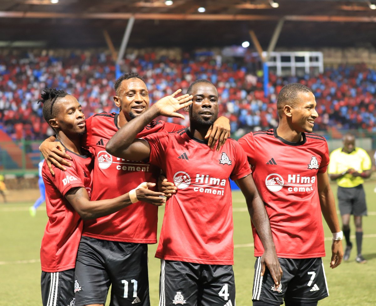 OdokonyeroJimm4's tweet photo. ๐
๐๐๐-๐๐๐๐ | Vipers SC 2-0 Arua Hill SC |
Livingstone MULONDO and Abubakar LAWAL'S half-time goals earn Venoms second victory of the season at St Mary's Stadium, Kitende.
#StarTimesUPL | #VIPAHL | https://t.co/fmZj9IM4W9