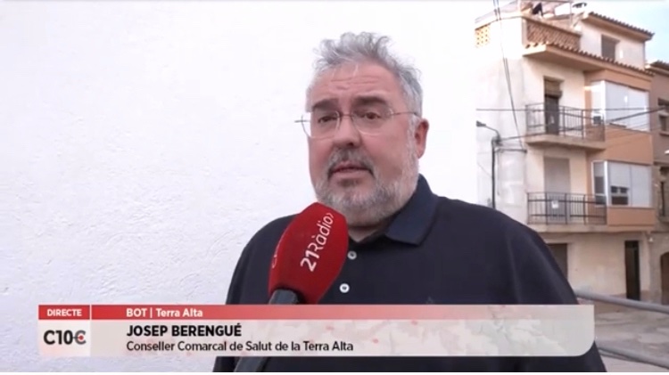 📺 La #TerraAlta va denunciar, ara fa unes setmanes, la falta de metges que afecta els consultoris locals. El conseller comarcal de Salut, Josep Berengué, ho explica des de Bot juntament amb l’alcaldessa Núria Mulet. @Canal21Ebre 🔗 youtu.be/bM0LoKJdcQo?fe…