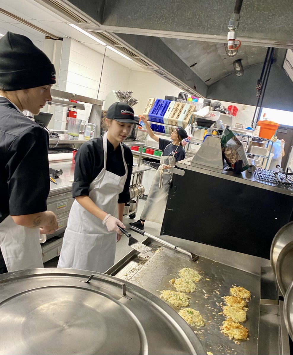 NCCRocks's tweet photo. The morning was busy for Culinary students as they prepped for the Platte City Area Chamber of Commerce/EDC Luncheon. Cooking Latkes, ironing table cloths and constructing a napkin into a rose. Thank you Chef Brandi and her team! #NCCRocks https://t.co/hoF5A5Crtg