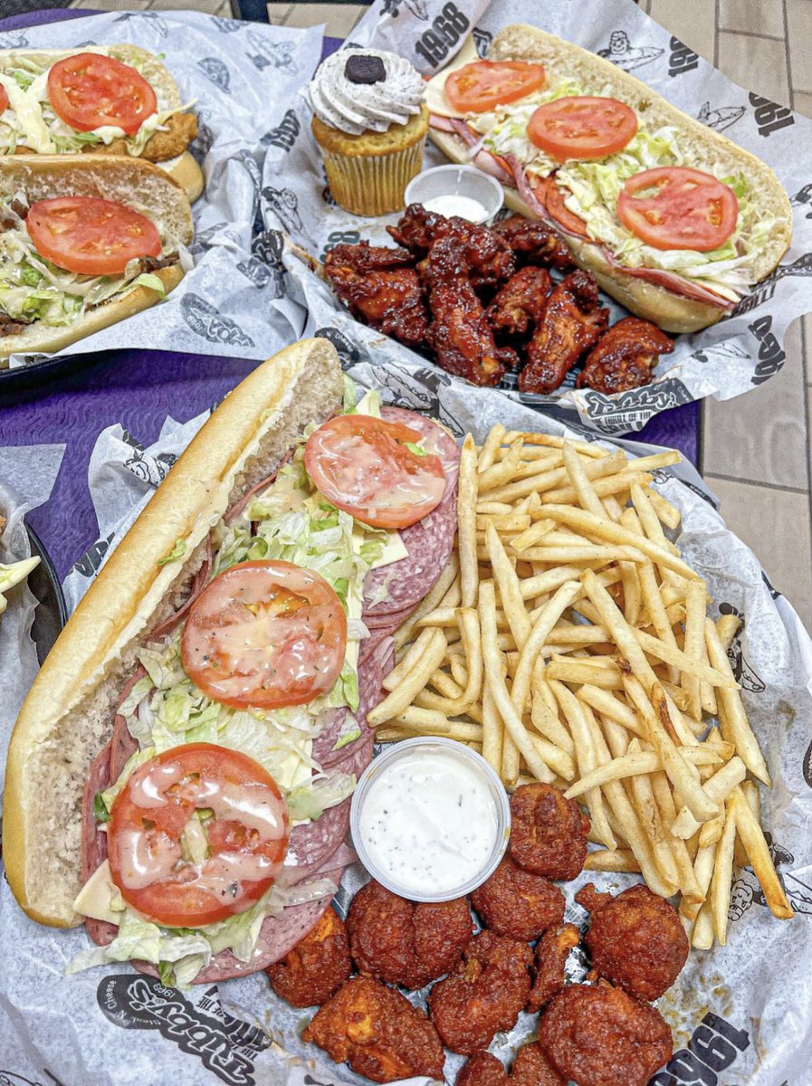 Tubby's Grilled Subs tweet media