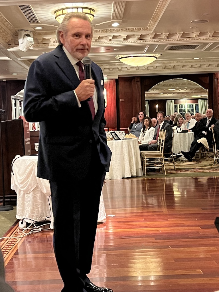 AI_LongIsland's tweet photo. Here's a few photos from last week's seminar with @JLL's @BobKnakal . Thanks again to Bob for his words of wisdom on the NYC CRE market! https://t.co/aaWNJt37TK