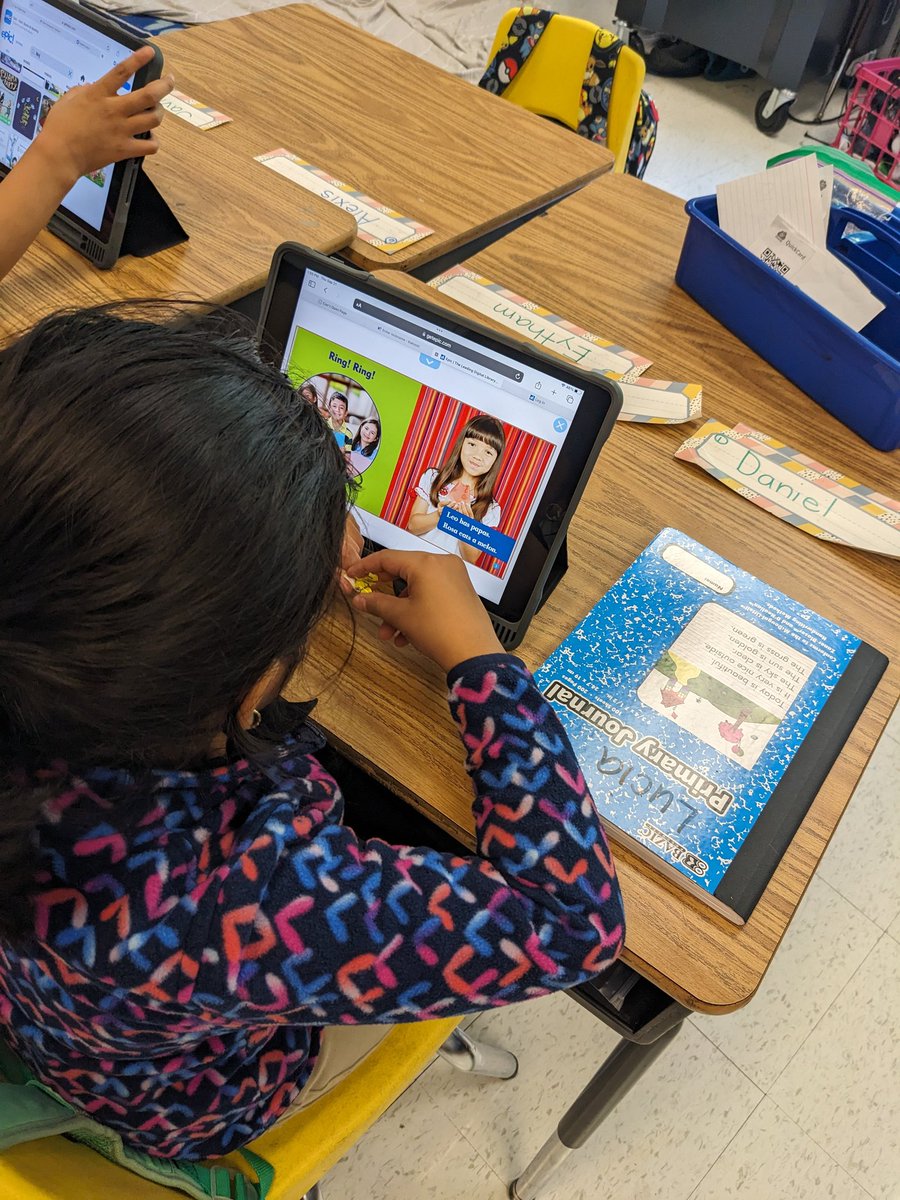 librarylifesja's tweet photo. Who says First Graders can't do Research in September? #epicbooks #HispanicHeritageMonth https://t.co/ENDfIz24iD