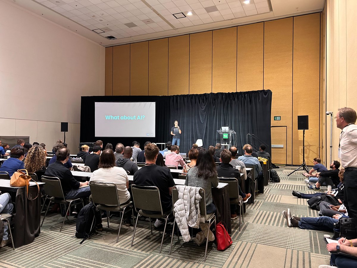 00byrne's tweet photo. Can't talk about the future of #revops without mentioning #AI 👀

#TCDisrupt2023 https://t.co/UT6zSlBSfy