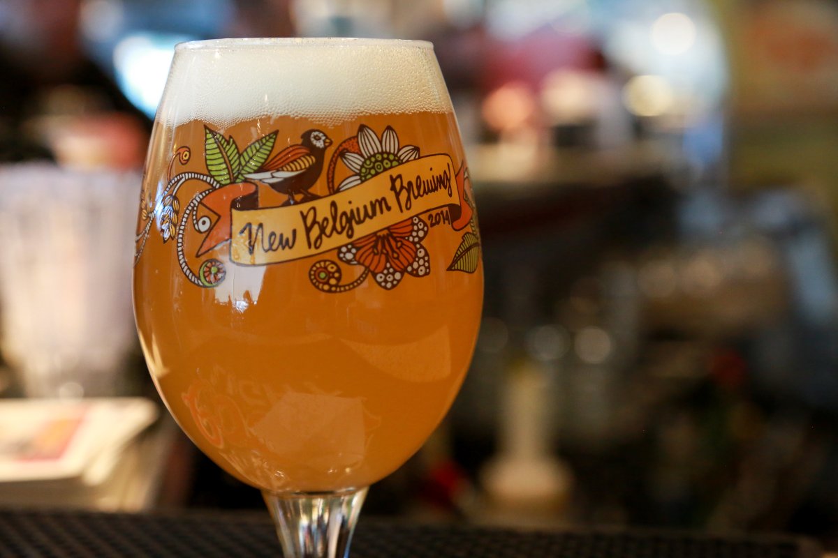 DENAirport's tweet photo. Ale yea! 🍻 It's #DenverBeerWeek, and we're raising a pint to the local breweries that call DEN home. Hop to it and grab a cold one today:
📍 @newbelgium - Near Gate B30
📍 @greatdividebrew - Near Gate C32
📍 @TivoliBeer - Westin Hotel https://t.co/nlnRDF4vP8