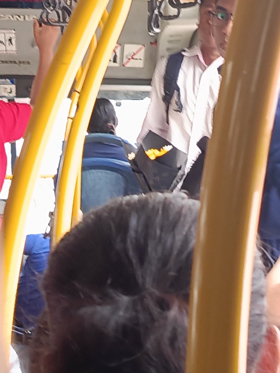 LoveStrongJB1's tweet image. Pero que bonitoooo
Jajajaja cansada de ser espectadora☹️