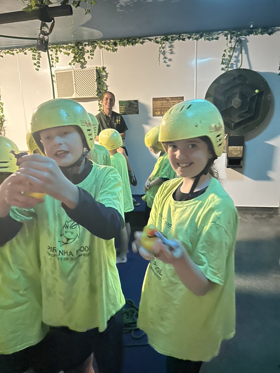 Year6TSP's tweet photo. Last activity of the day and second showers of the day! But we all loved it, we have really developed our communication skills #ValleyGroup https://t.co/49vNM9qSTp