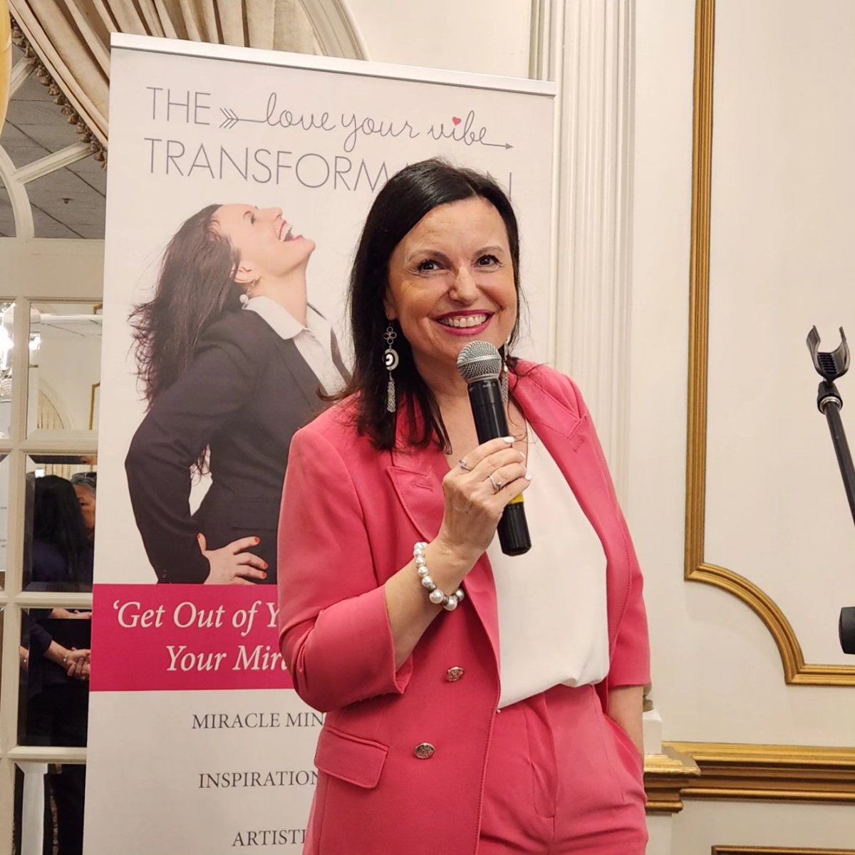 evhopper's tweet photo. Yesterday I was so thrilled and #grateful to have this platform at #rosiesretirementroadshow in #Mississauga to share my message to wonderful heart-centered souls. #personaldevelopment #coachealer #loveyourvibe #transformation #miraclemagnet https://t.co/fMb6nT4iz1