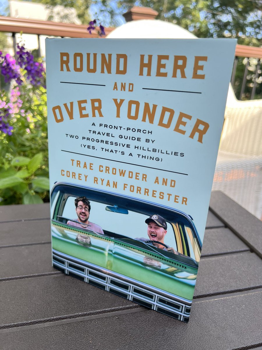 PamG03's tweet photo. A great afternoon to get some reading done @traecrowder 
@CoreyRForrester https://t.co/FbtgUKKfwJ