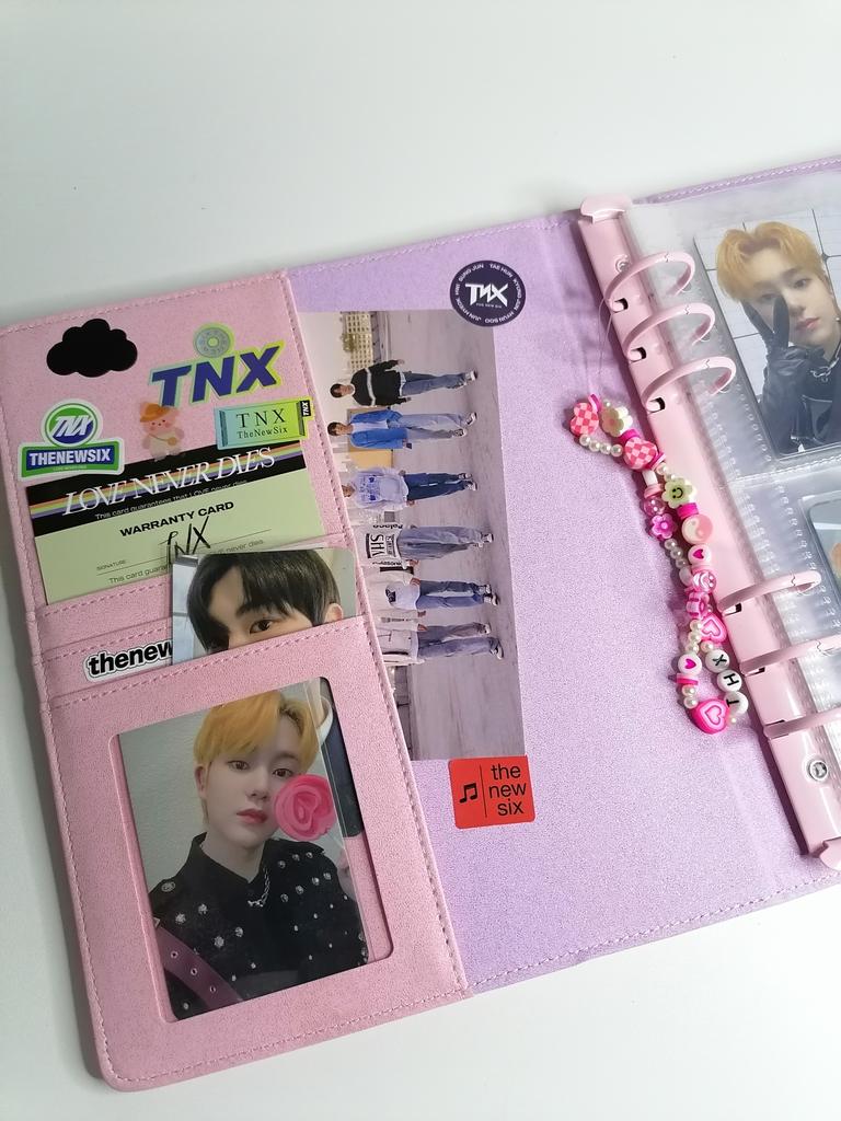 I tried🤭🌸

#TNX #TheNewSix #hyunsoo #photocards #photocardcollection #stickerdeco