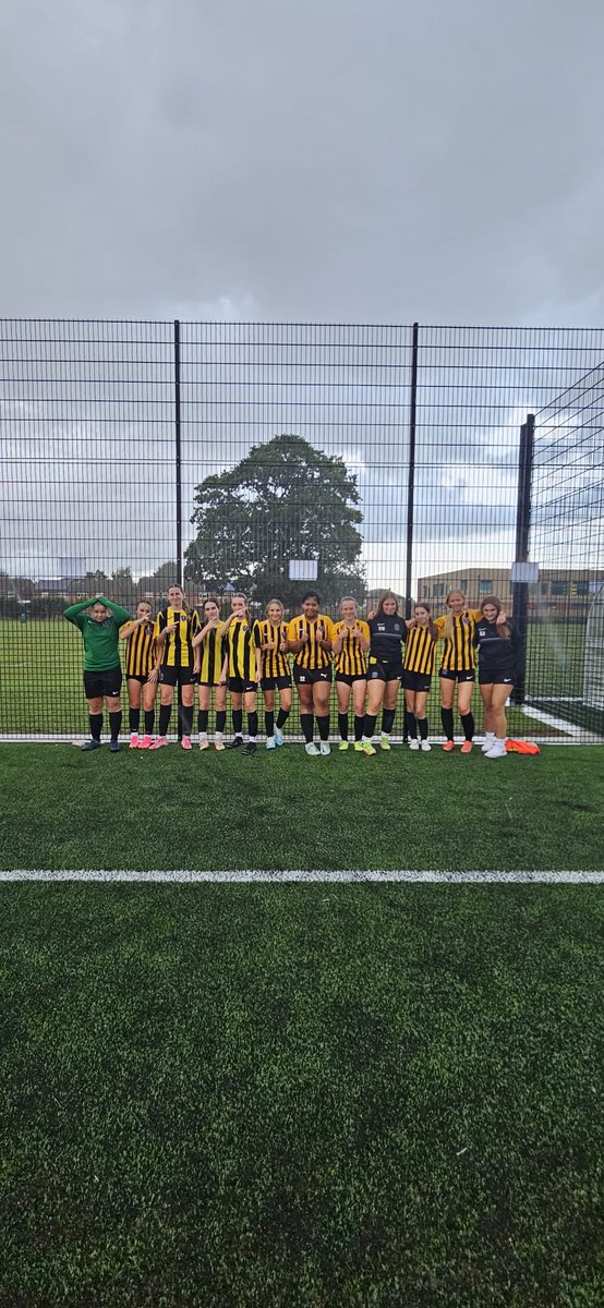 SHSPEDEPT1's tweet photo. An epic save from Linda and 2 goals from Olivia keep the U16 Girls in the Essex cup. Fantastic performance from all with players stepping up in key moments all over the pitch! ⚽️ https://t.co/n8FrnydSEt