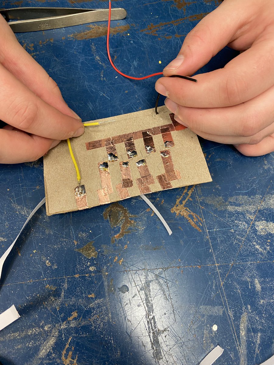 R Thompson tweet media