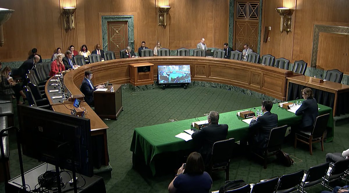 Kudos to my colleagues at yesterday’s Senate Banking Committee hearing @DGorfine + Michael Wellman @michigan_AI. I learned a lot from you on the potential risks and opportunities surrounding the use of AI/machine learning across the financial system. I know others will as well.