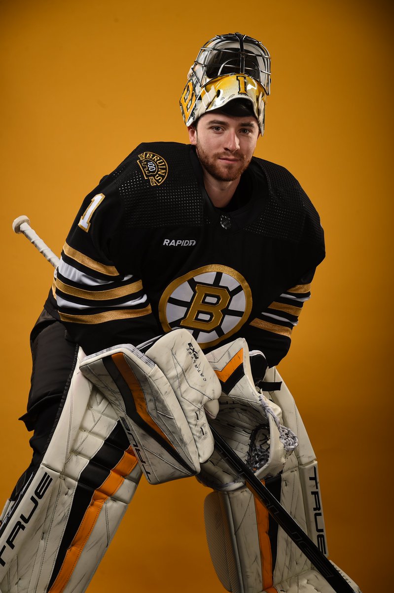 NHLBruins's tweet photo. Yeah, these are gold 🪙 📸 https://t.co/NuqQXb3AYu