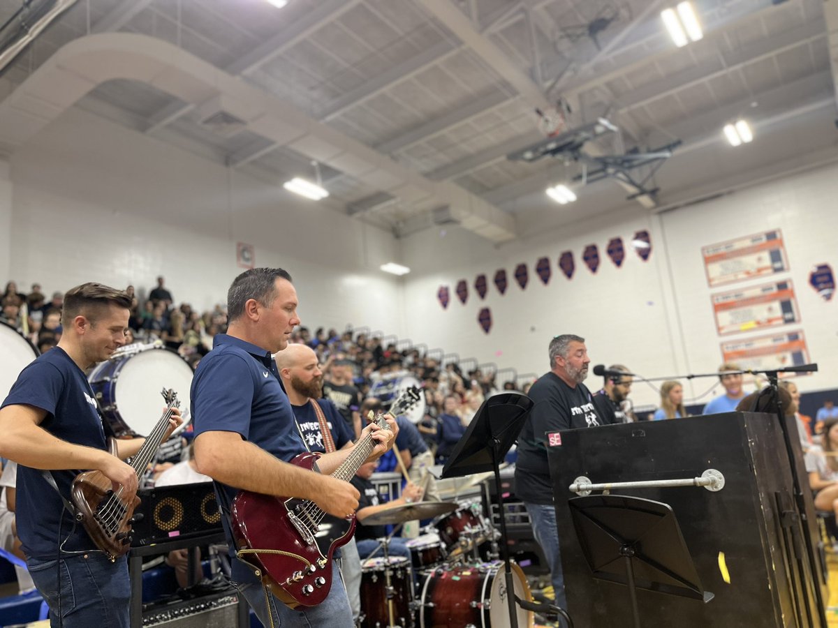 BG_Bison tweet media