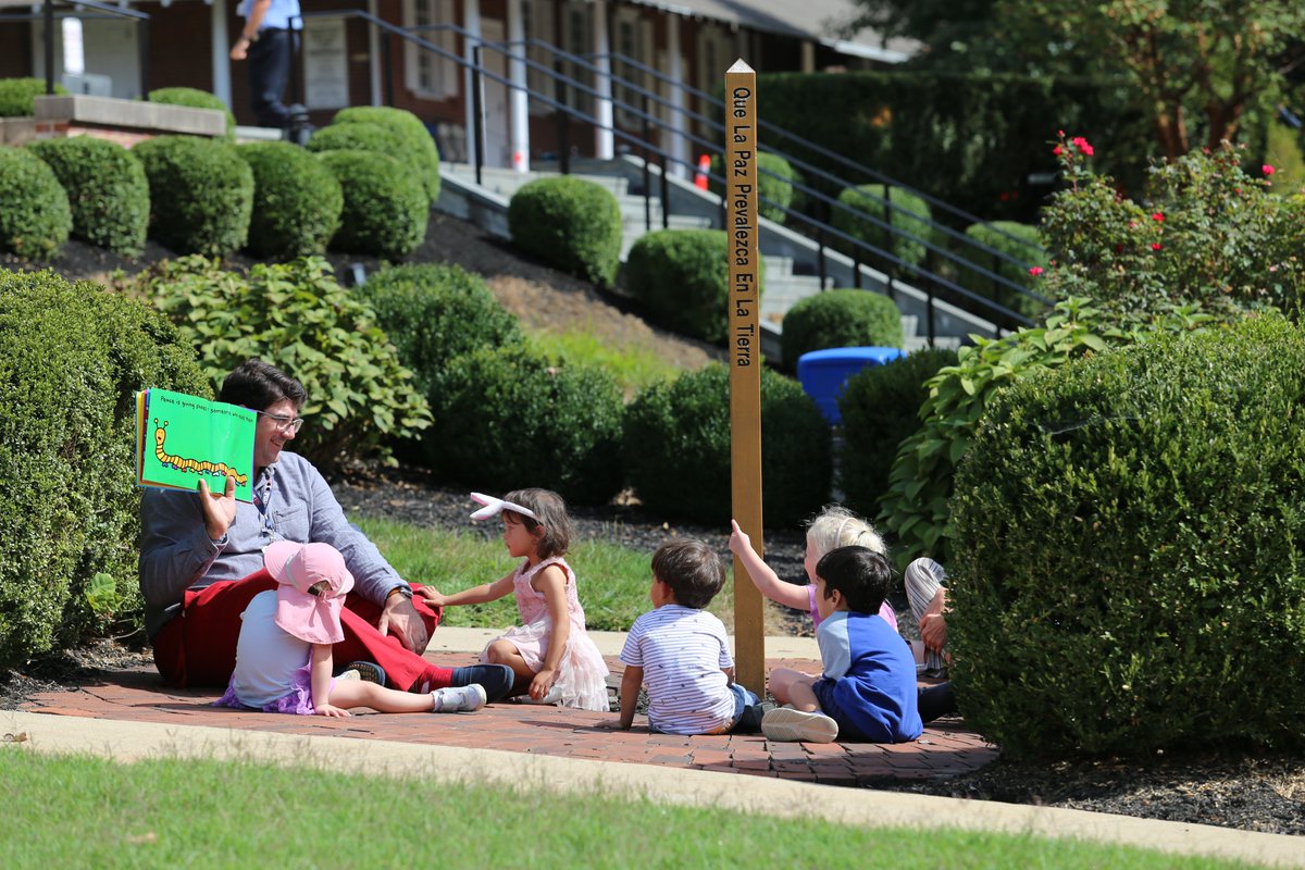 mfsfox's tweet image. The Moorestown Friends School community celebrated International Day of Peace today. Many gatherings took place at the Peace Pole, including Lower School classes who enjoyed read alouds by their teachers of books about peace. #internationaldayofpeace2023