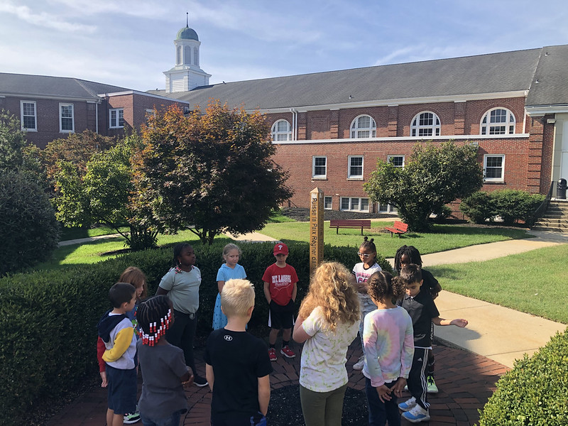 mfsfox's tweet image. The Moorestown Friends School community celebrated International Day of Peace today. Many gatherings took place at the Peace Pole, including Lower School classes who enjoyed read alouds by their teachers of books about peace. #internationaldayofpeace2023