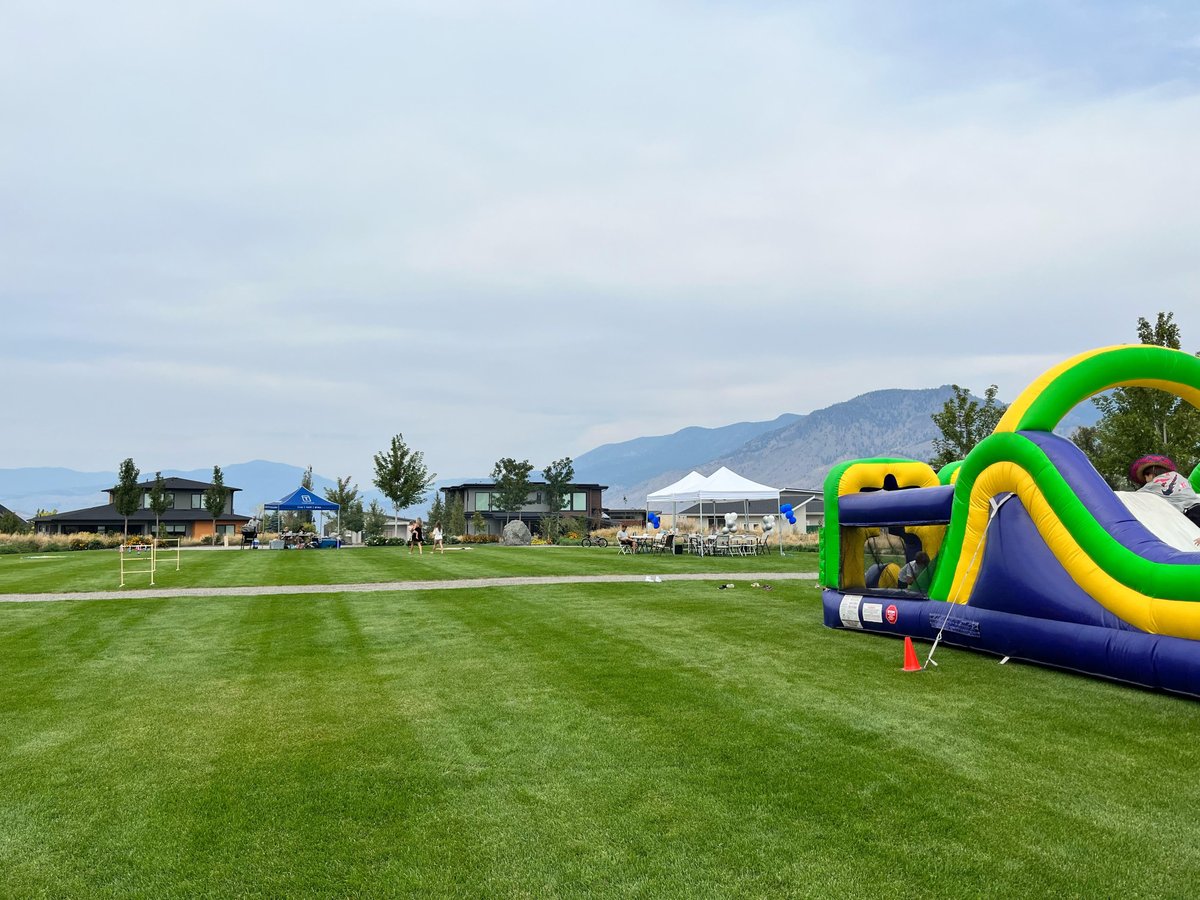We had a blast at the Tobiano Community get-together at Ranchlands Park! It was a day of fun, great food, and games.    

The bouncy castle obstacle course was a big hit, with a classic BBQ run by our Project Manager, Scott, serving up some delicious burgers.

#Community