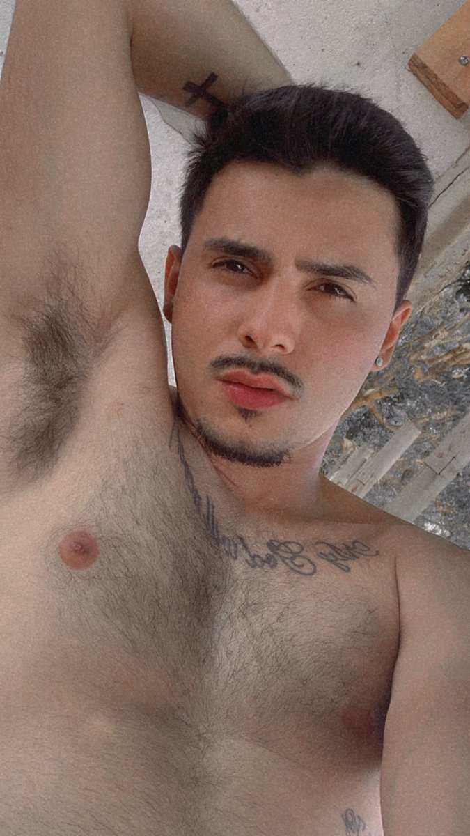 AgrogayGo's tweet photo. Quer??
"Mais sem safadeza " https://t.co/jK9P8Z10oL