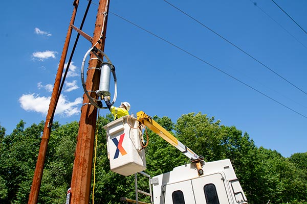 At Sertex, our crews do it all. On any given day, our deployed teams are installing in-home fiber connections, building remote fiber networks, and reinforcing critical utility infrastructure with #OPGW technology. Read our new blog to learn more! bit.ly/48s1tqu