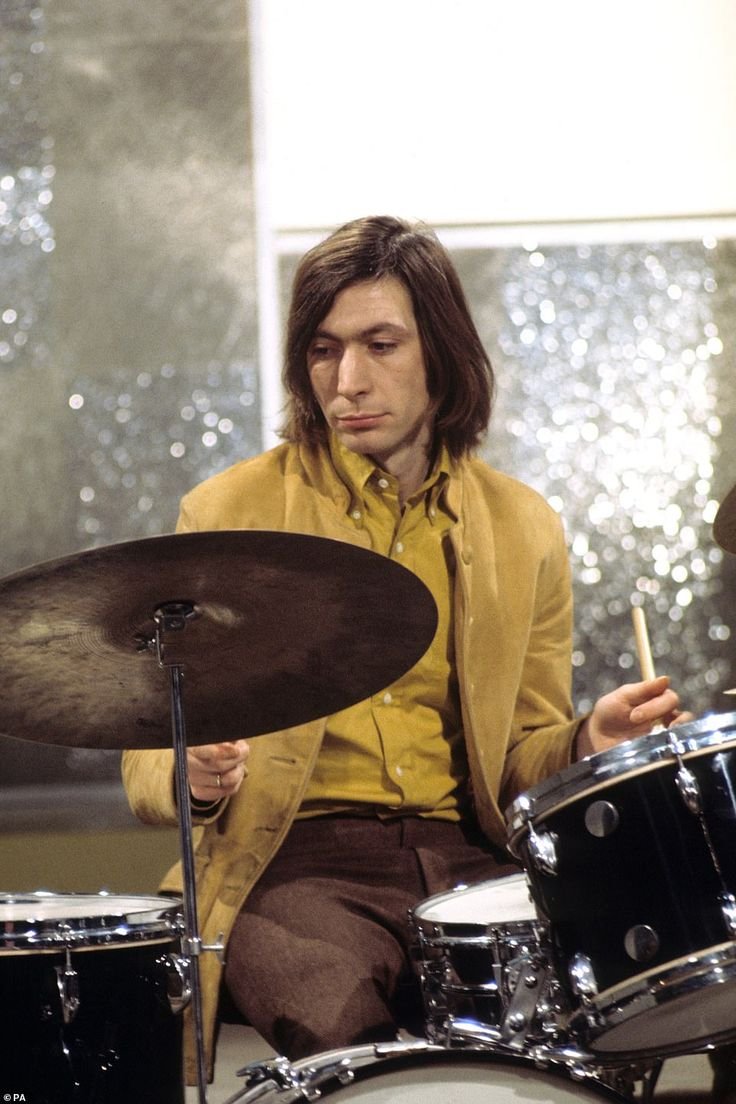 ReturnofR's tweet photo. Neil Peart OR Charlie Watts? #Rush #RollingStones https://t.co/50tSR0lR7E https://t.co/Pxnnwzw8JQ