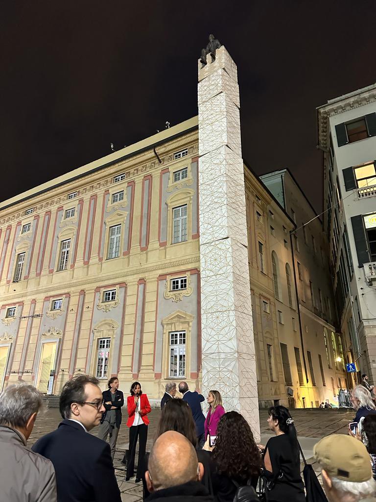 EneriEmrap's tweet photo. “Houston, che sfortuna, siamo arrivati secondi, c’è una lepre sulla luna”
#operae #deferrari #genova
#psaitaly 🏗️ https://t.co/BprZvX9wPX
