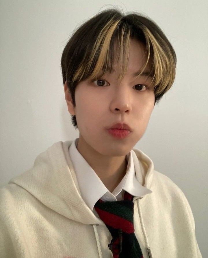 parkhoogiee's tweet photo. #HappySeungminDay
#우리의_영원은_너야_승민아
#EternityWithSeungmin
#StrayKids #스트레이키즈
#승민 #Seungmin
تولدت مبارکک زود خوب شییی پسرمم:)) https://t.co/60aWL7b7AU