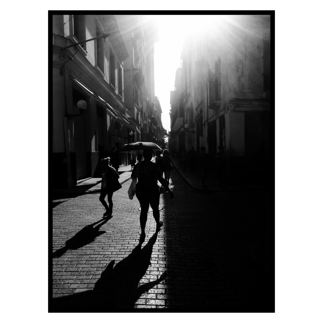 Enro_GD's tweet photo. Sunshine 

© Fotografías de Enro, La Habana, 2023
#blackandwhitephotography #blackandwhite #streetphotographer #fujifilm_xseries https://t.co/szSq6Ujzzb