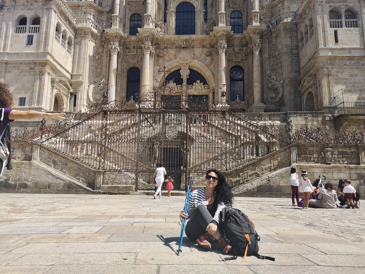 <a href="/CaminoSantiago3/">Camino de Santiago</a> 
Alla van… #Buencamino