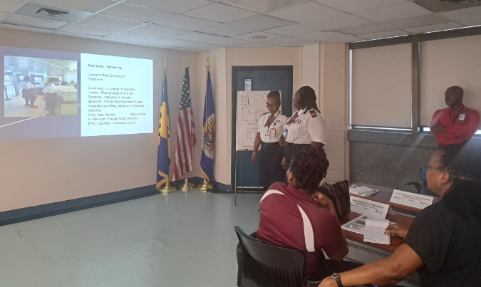 OEA_CICTE's tweet photo. Day 4 - Access Control Workshop in π§π§. Participants presented recommendations based on their learning and observations from the training, organized by the #AviationSecurity #CICTEprogram with the support of @StateDeptPM and @TSA collaboration. @USEmbassyBtown https://t.co/lhAzi1USAb