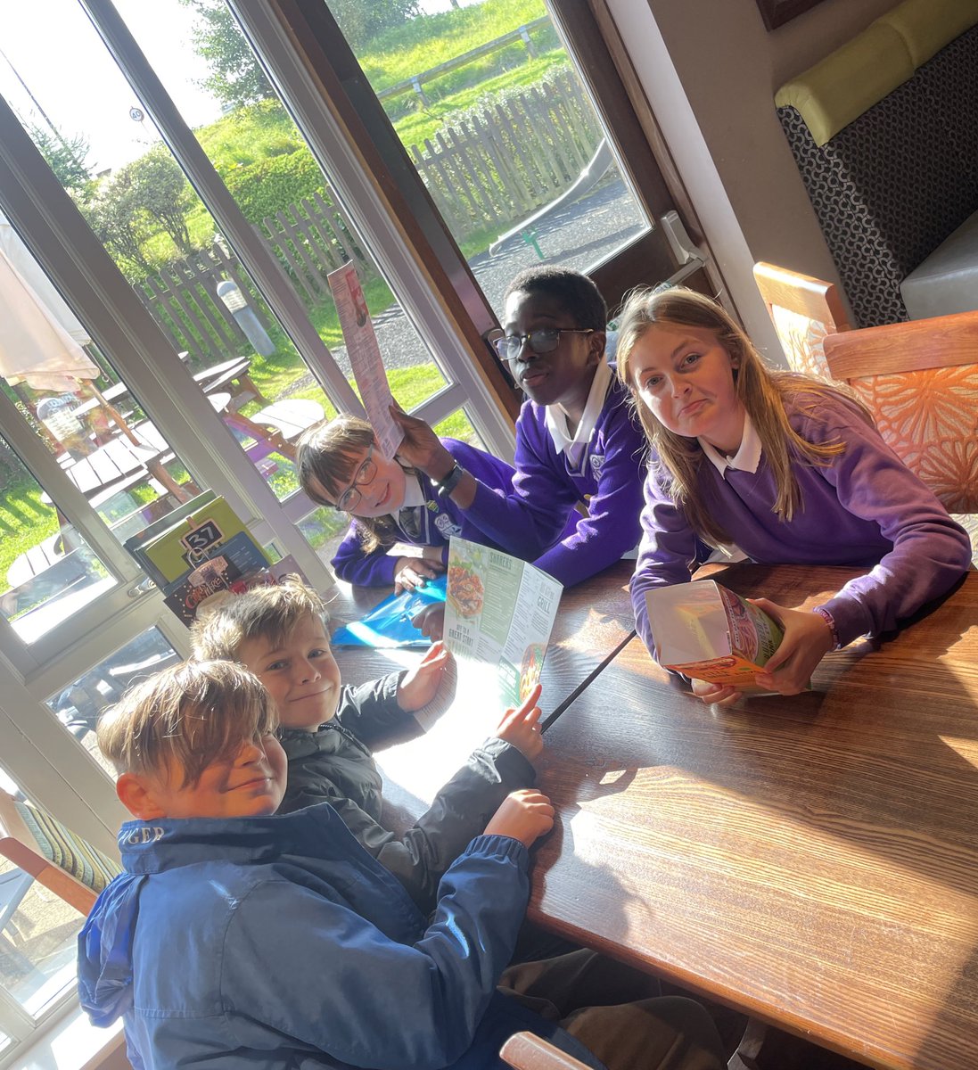 southdaleps's tweet photo. Meeting the management at the Rowan Tree to discuss how we work together for our community! #SDCommunity #LeadingLearning #PupilLeadership https://t.co/ZKHObHIKve