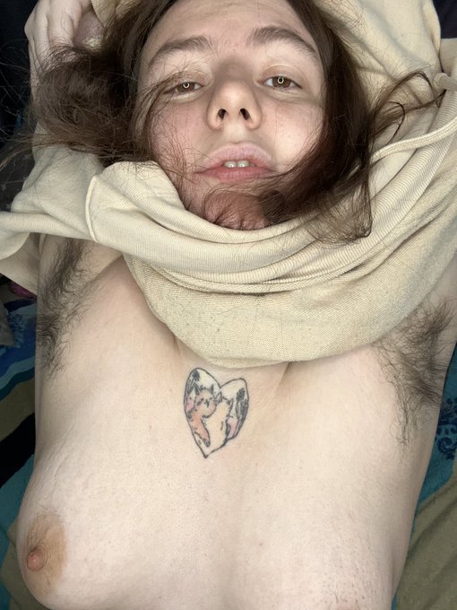 Do you like women's hairy armpits? https://t.co/V0sGjzYB1x