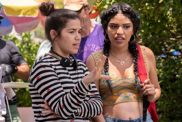 PowersFame's tweet image. #TBT to JRP Alumni Karrie Martin on the set of the Netflix series, Gentefied, with director America Ferrera

#seriesregular #alumni #jrpalumni #karriemartin #americaferrera #gentefied #netflixseries #netflix #throwback #successstory #dreambig #workingactor #learntoact #actorsofig