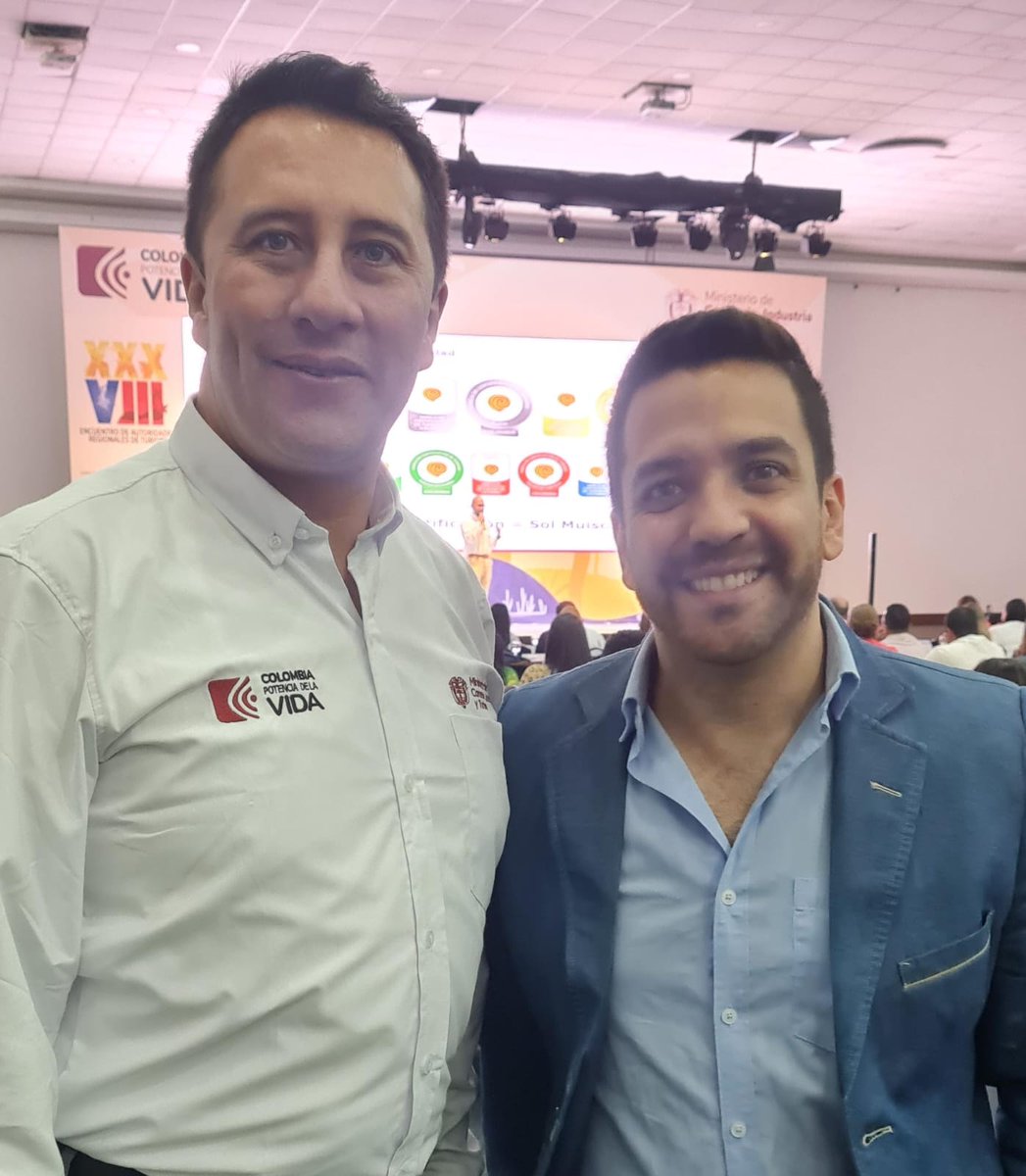 Asobares's tweet photo. Hoy acompañamos en Cali el gran evento de "Autoridades del Turismo" organizado por @MincomercioCo @GermanUmanaM @Bravoarthur #johnramos. En representación de @Asobares 🇨🇴 nuestro Presidente de @AsobaresValle @manuelpineda999, excelente evento! @fonturcol @PROCOLOMBIACO @Ctur_colombia