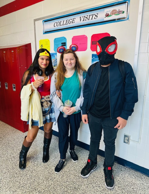 Day 4 was Heroes vs Villains &amp; SO many people showed their inner Superheroes🤩 (&amp; outer Supervillains 🥸), but NO ONE embodies Superhuman powers more than our Deans, Mr. Dove &amp; Mr. Salters! WE OWE THEM SO MUCH-THANK YOU! 🥹🦸‍