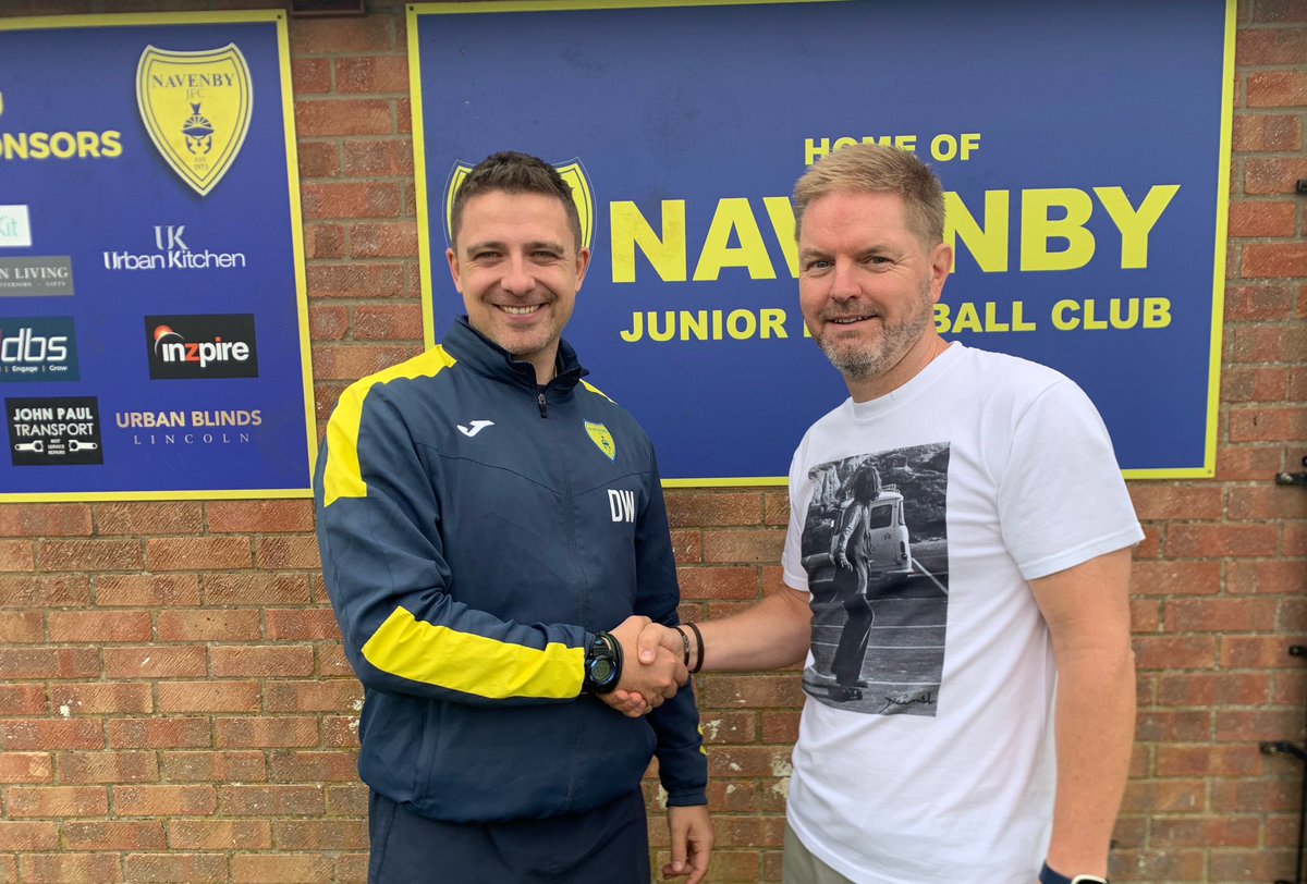 At our AGM on Saturday, our outgoing Chair Garry Wilkinson stepped down after 6 years & was pleased to welcome his successor Darren Wright who is looking at taking the Club forwards in our next phase of growth. 🟡🔵⚽️