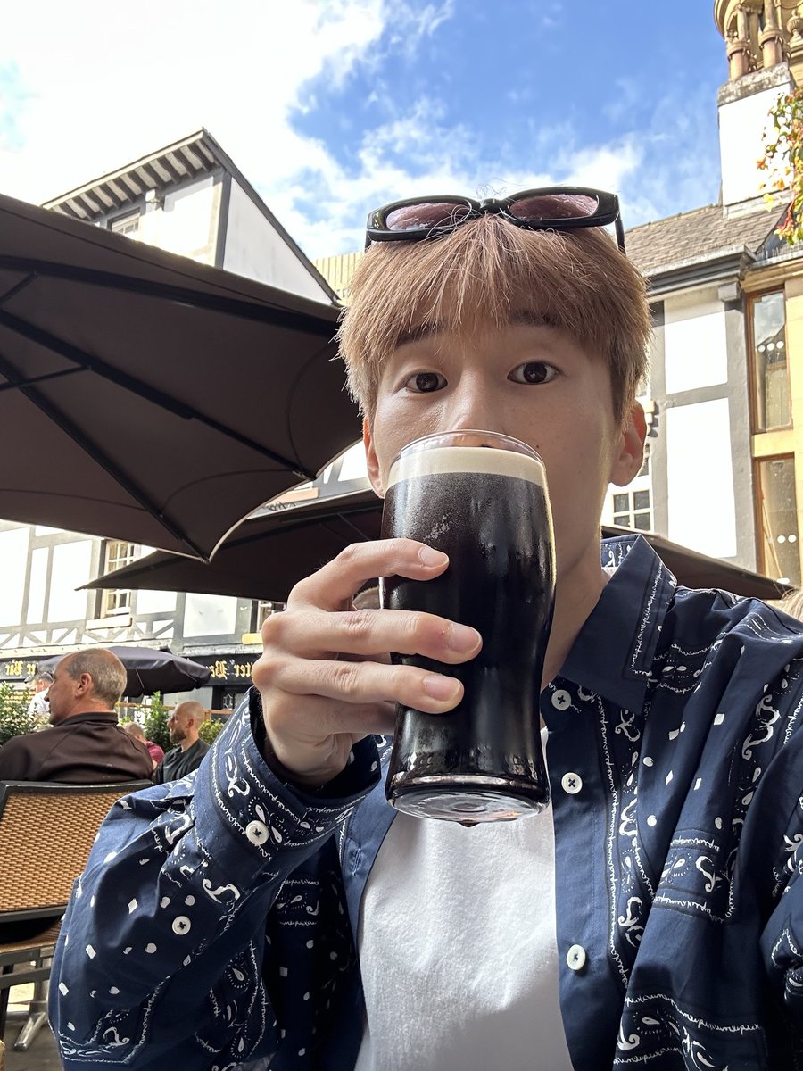 seungwoo files 📂 tweet media