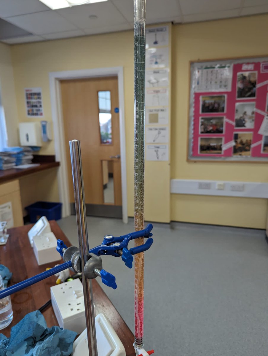 ChemWhitburn19's tweet photo. Lots of fun at Open Evening tonight https://t.co/sDvqezzHzI